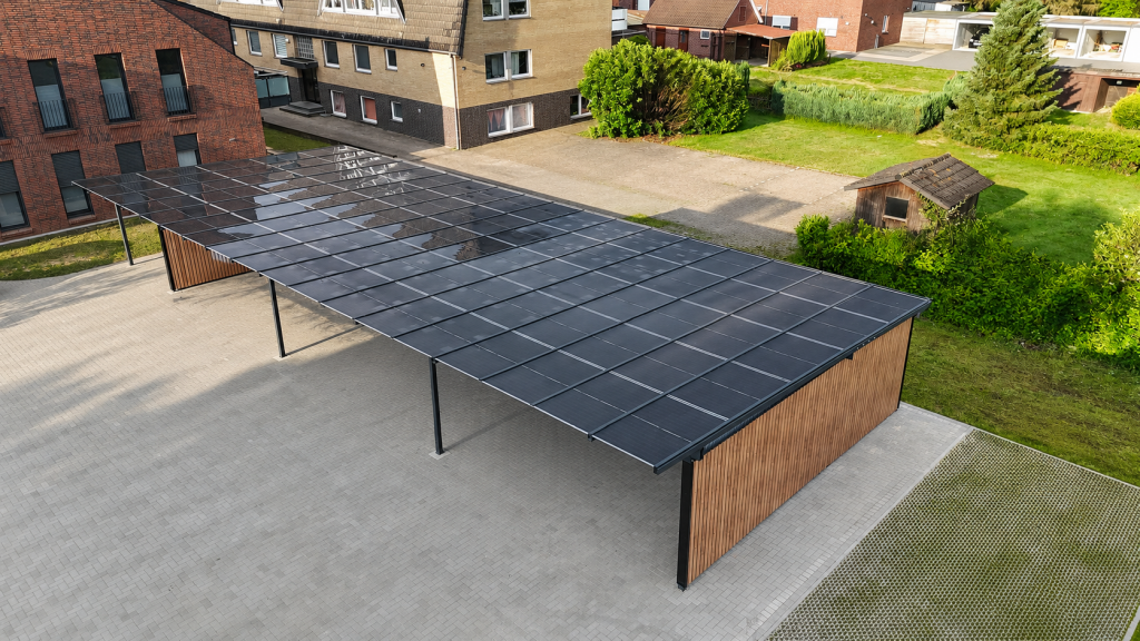 PV-Carport Vorderseite